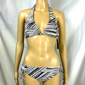 INGEAR 2 piece Black & White Bikini. NWT. Size Large.